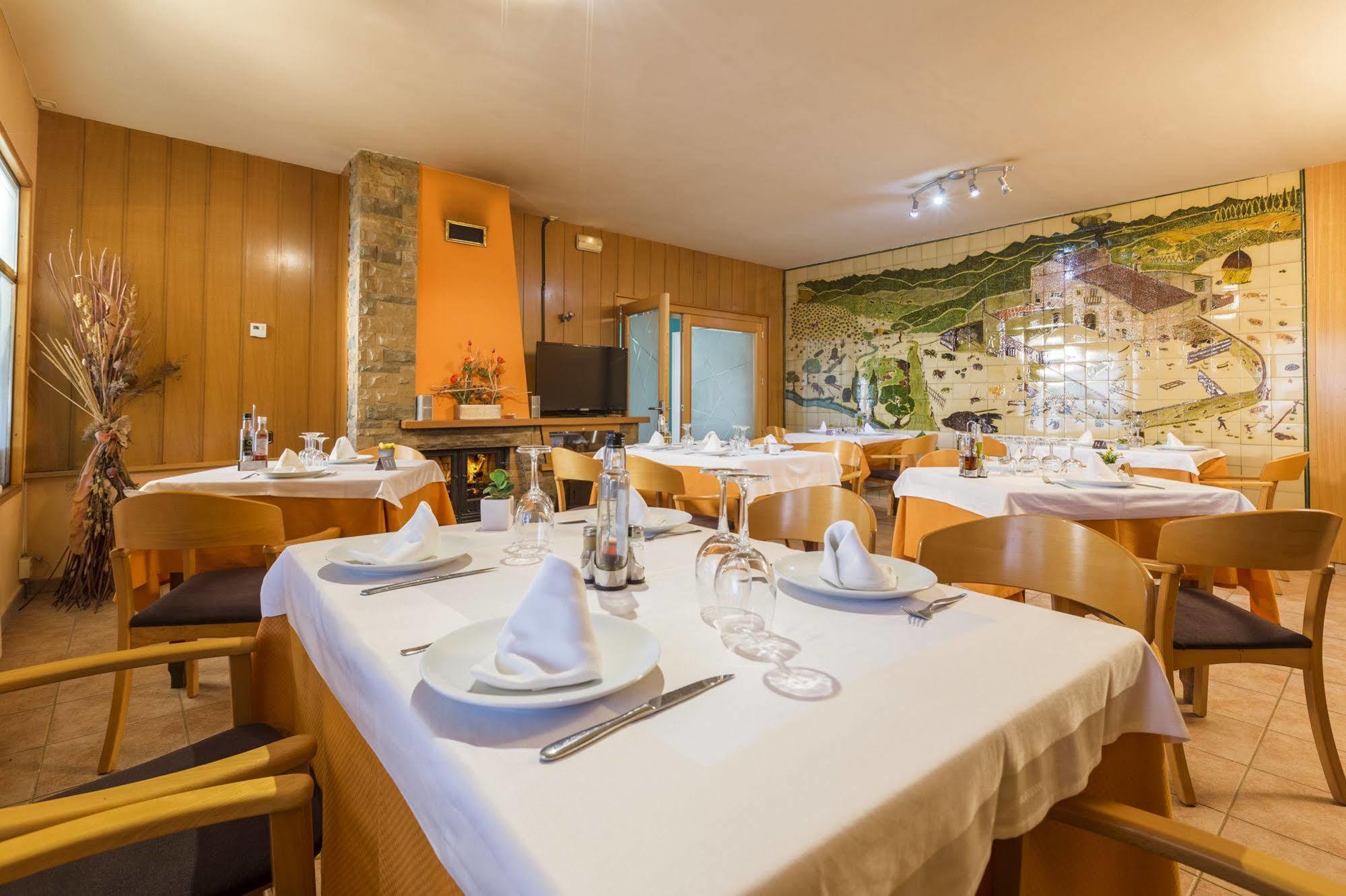 Hotel Sausa Vilafreser Luaran gambar